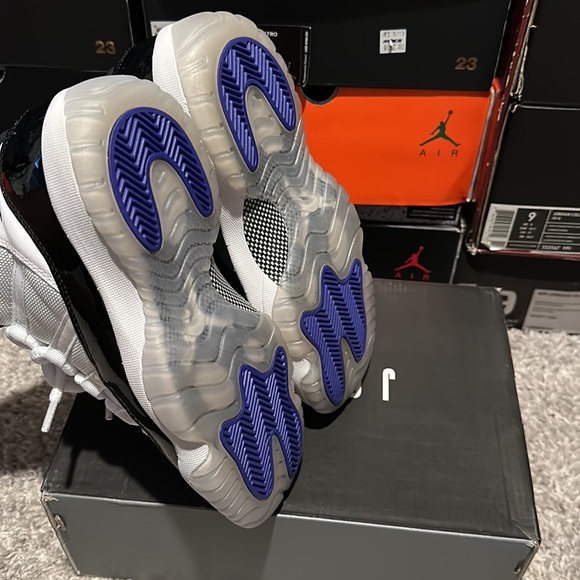 Jordan 11 Retro Concord GS/Youth - Picture 5 of 6